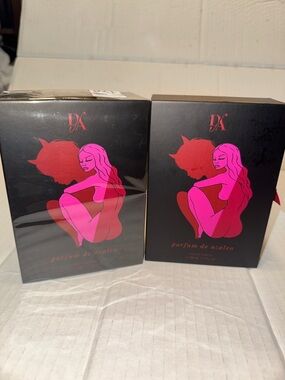 Parfum de Azalea Black & Pink Fragrance Box (Set of 2)